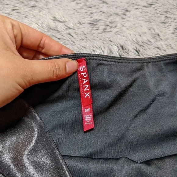 Spanx Black Faux Leather Leggings Full Length Size Small - Picture 4 of 6